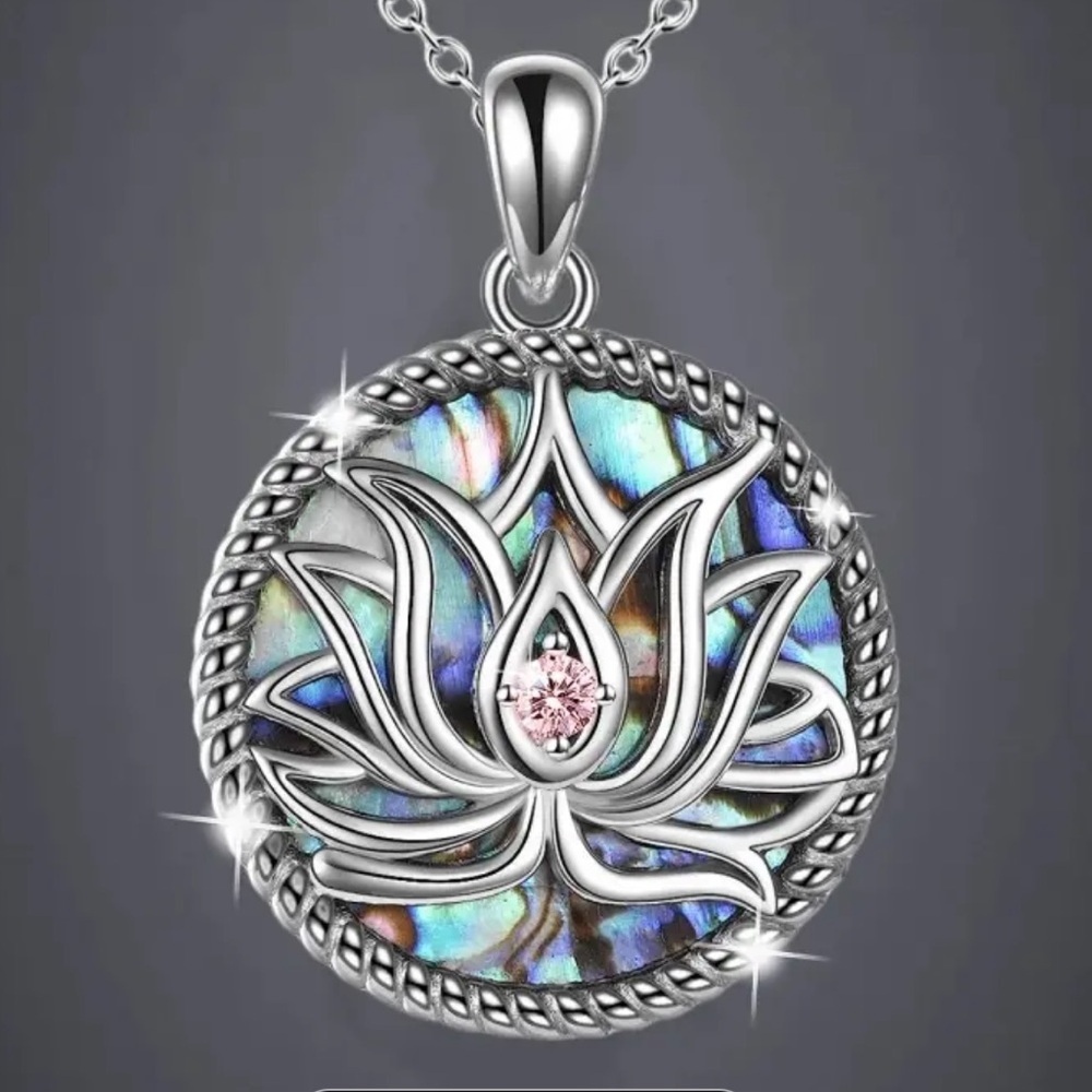 SOLD - NWOT - Pretty Lotus Flower/Abalone Shell Pendant - Picture 2 of 6
